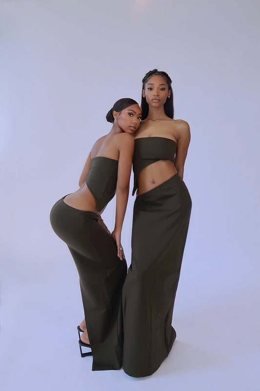 𝖤𝗏𝖤 𝖲𝖾𝗍